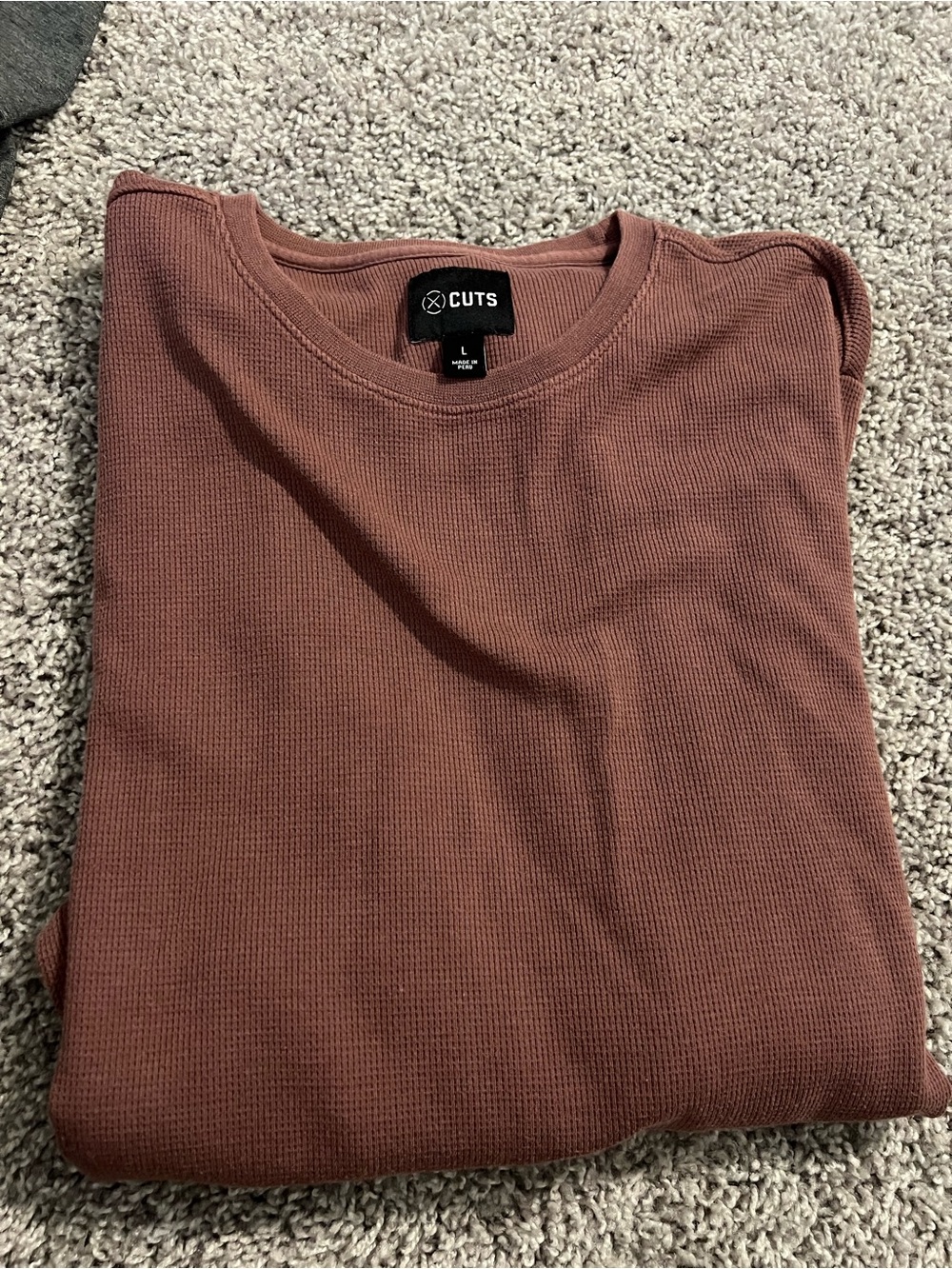 Men’s Cuts Long-Sleeve Waffle Shirt in Rust